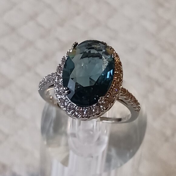 Silver London Blue Topaz and CZ Fashion Halo Ring Size 8.75 NWOT - Picture 3 of 15